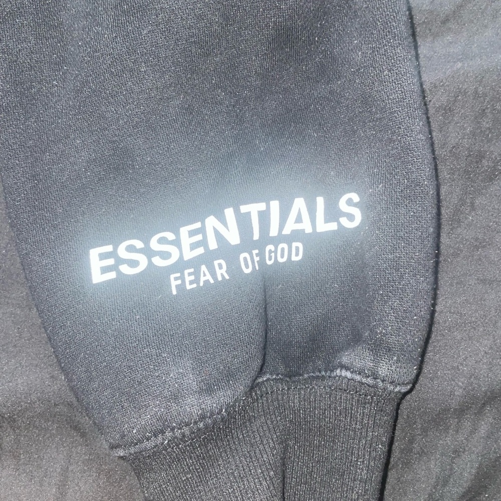 Essentials Fear of God Black Sweatshirt